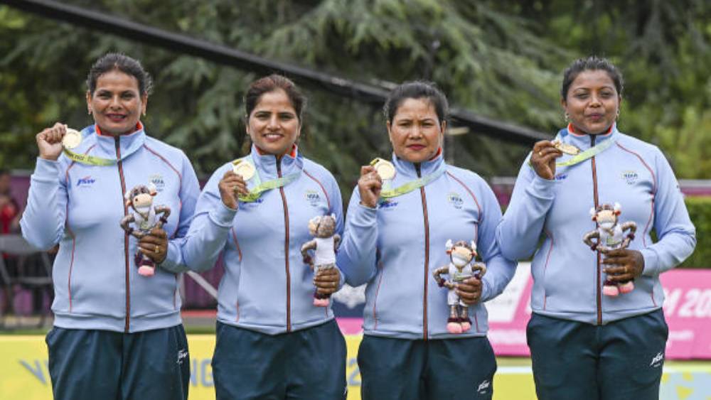 (বাঁ দিক থেকে) লাভলি চৌবে, নয়নমণি সাইকিয়া, পিঙ্কি সিংহ ও রূপা রানি তিরকে