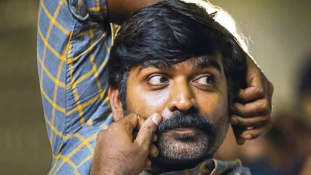 তবে, প্রথমে এই চরিত্রে অভিনয়ের প্রস্তাব পেয়েছিলেন অভিনেতা বিজয় সেথুপতি। কিন্তু শ্যুটিংয়ের সময় বের করতে পারবেন না বলে বিজয় এই প্রস্তাব প্রত্যাখ্যান করেন। তার পরেই নাগার্জুন-পুত্র নাগা চৈতন্য এই চরিত্রে অভিনয় করতে রাজি হন।