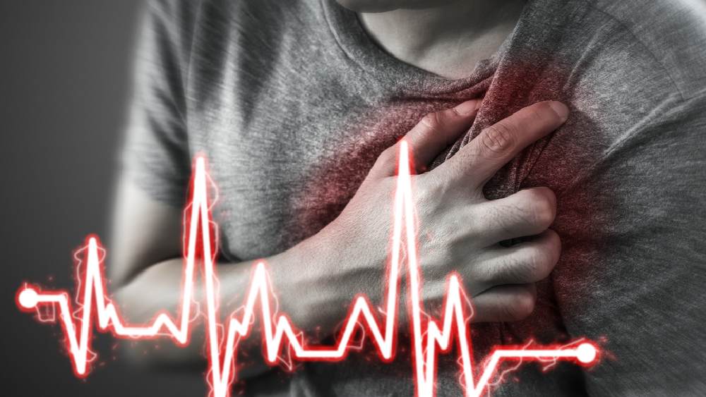 কমবয়সি হোক বা পঞ্চাশোর্ধ্ব— হার্টের ব্যামো যেন কাউকে ছাড়ছে না। 