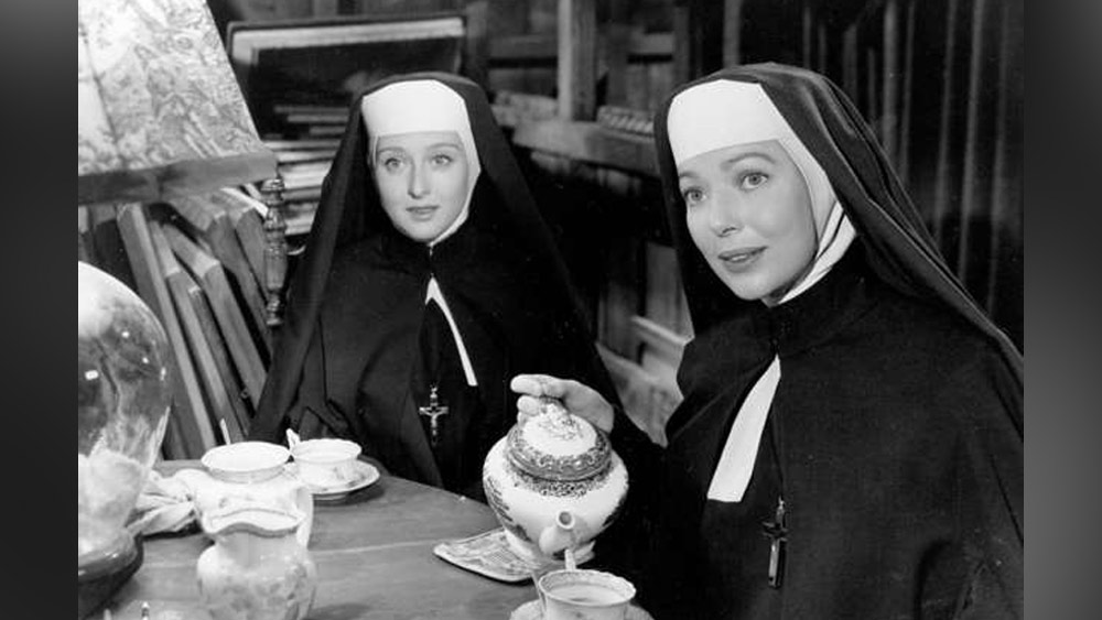 ১৯৪৯ সালে কমেডি ড্রামা ঘরানার ছবি ‘কাম টু দ্য স্টেবল’ ছবিটি অস্কারের মঞ্চে সাতটি বিভাগে মনোনীত হয়। কিন্তু শেষ পর্যন্ত অস্কারের মঞ্চ থেকে বাদ পড়ে হেনরি কোস্টার পরিচালিত এই ছবি।