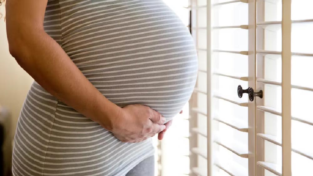 মহিলার কথায়, ‘‘বাচ্চার জন্য কত কষ্টই না পেয়েছি। কিন্তু ওর মুখ দেখার সুযোগ পাইনি। মা’কে যখন বলতাম, মা বলত, জীবনে দ্বিতীয় সুযোগ পাবে।’’