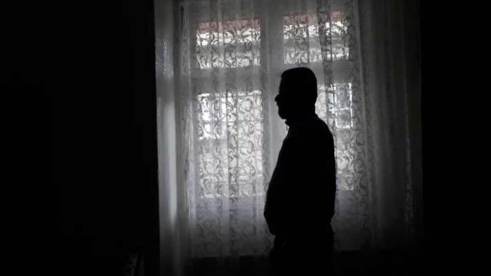 ছেলের উৎসাহে যেন এত ধাক্কা-আঘাত সয়েও অক্সিজেন পান ওই মহিলা। ছেলের জন্যই ২০২০ সালে শাহজাহানপুরে যান ওই মহিলা।