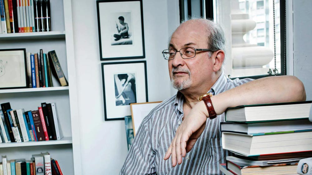 ২০০০ সাল থেকে আমেরিকায় বসবাস করতে শুরু করেন সলমন। ফুটবলপ্রেমী সলমন ইংলিশ ফুটবল ক্লাব টটেনহ্যাম হটস্পারের ভক্ত।