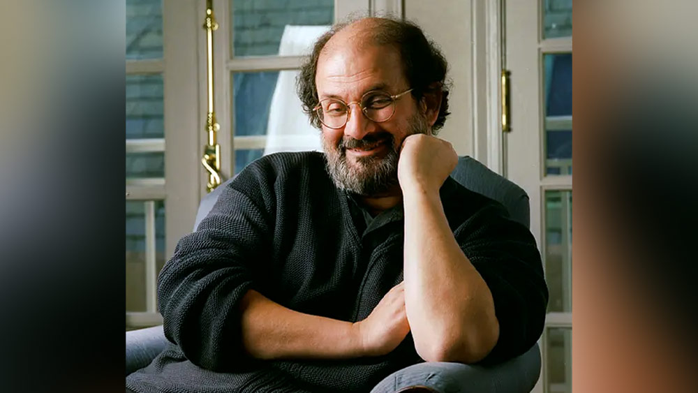 তাঁর জীবনে ফতোয়া জারির মতো বিপদ ঘনালেও রুশদির ব্যক্তিগত জীবন কিন্তু বর্ণময়।