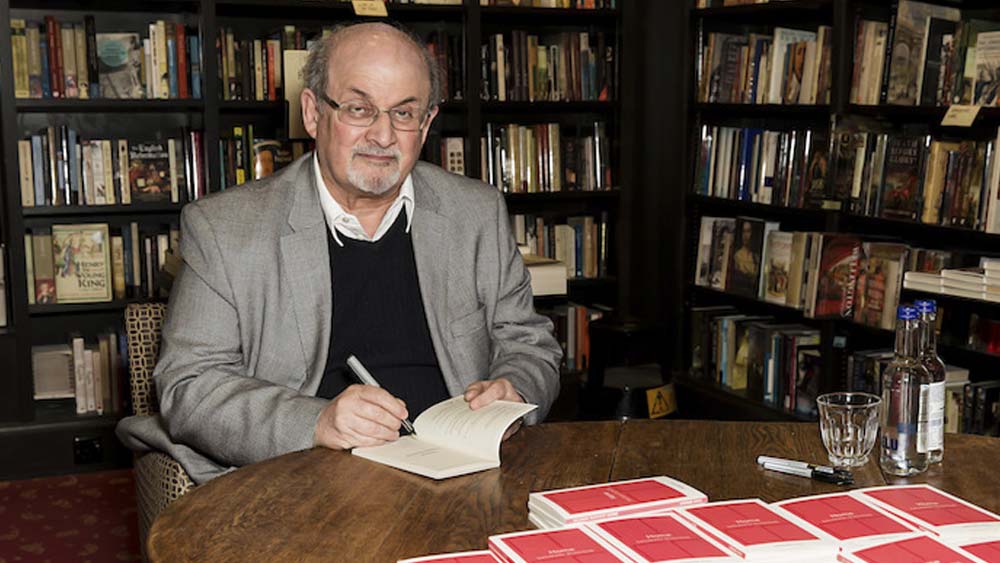 সলমন মোট চার বার বিয়ে করেছেন। ১৯৭৬ সালে সলমনের বিয়ে হয় ক্লারিসা লুয়ার্ডের সঙ্গে। তবে ১৯৮৭ সালে তাঁদের মধ্যে বিচ্ছেদ হয়। এর পর ১৯৮৮ সালে আমেরিকার সাহিত্যিক মারিয়ান উইগিন্সকে বিয়ে করেন সলমন। বিয়ে ভাঙে ১৯৯৩ সালে।