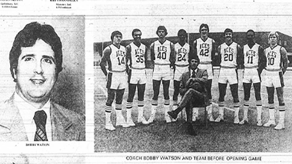 মৃতদেহগুলি শহরে পৌঁছতেই সেখানে শোকের ছায়া নেমে আসে।