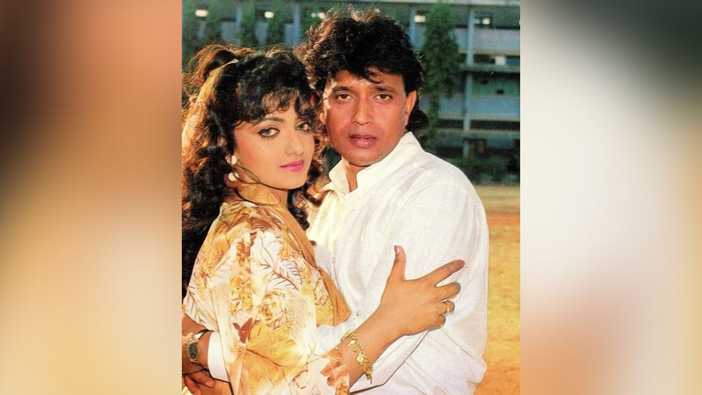 ‘সৌগন্ধ’ ছবিটি প্রেক্ষাগৃহে মুক্তি পাওয়ার ঠিক পরের বছরেই ফিল্মজগতের আরও এক সুপারস্টার মিঠুন চক্রবর্তীর সঙ্গে ‘মেরা সজনা সাথ নিভানা’ ছবিতে অভিনয় করেন শান্তিপ্রিয়া। এর পরেও ‘ফুল অউর অঙ্গার’, ‘মেহেরবান’ ছবিতে দু’জনকে একসঙ্গে অভিনয় করতে দেখা গিয়েছে।