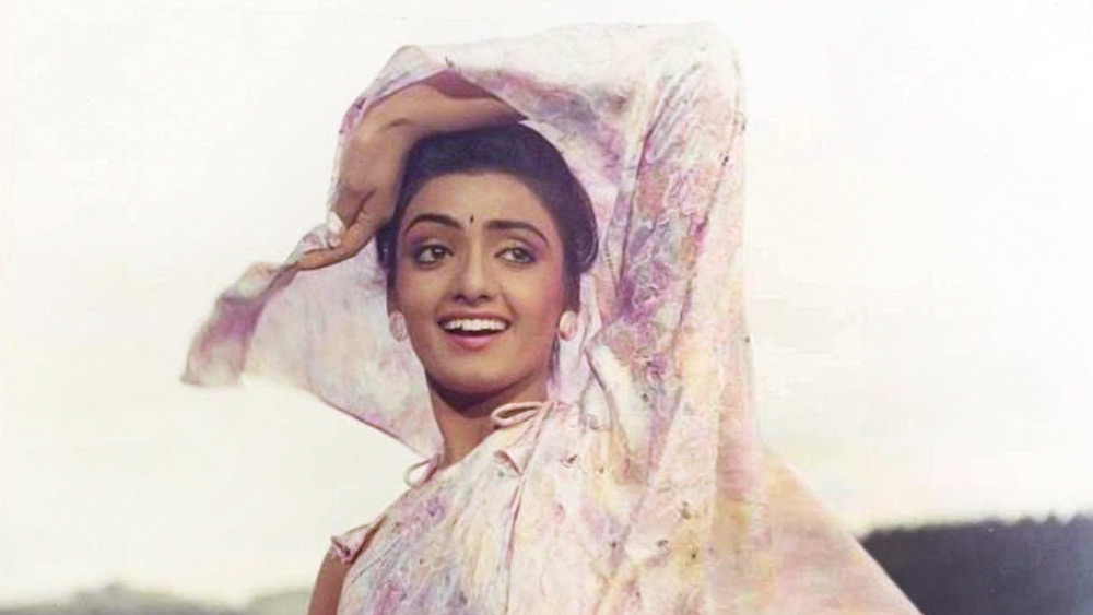 ‘মাতা কি চৌকি’, ‘বিশ্বামিত্র’, ‘দ্বারকাধীশ’-এর মতো পৌরাণিক ঘরানার ধারাবাহিকে অভিনয় করে জনপ্রিয় হয়ে উঠেছিলেন শান্তিপ্রিয়া। তবে, ইন্ডাস্ট্রিতে নতুন নায়িকাদের আবির্ভাবের ফলে প্রতিযোগিতা বাড়তে থাকে। কাজের সুযোগও কমতে থাকে অভিনেত্রীর।