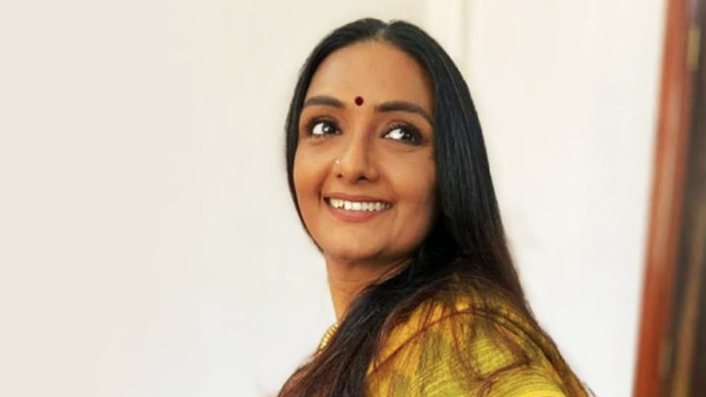 সম্প্রতি, নিজের ইনস্টাগ্রাম অ্যাকাউন্ট থেকে অভিনেত্রী জানিয়েছেন, আবার বড়পর্দায় ফিরে আসছেন তিনি। সরোজিনী নাইডুর বায়োপিক ‘সরোজিনী’ ছবিতে নামভূমিকায় অভিনয় করতে দেখা যাবে তাঁকে। বিনয় চন্দ্র এই ছবির পরিচালক। প্রায় তিন দশক পর আবার কাজ করবেন বলে উৎসাহী অভিনেত্রী।