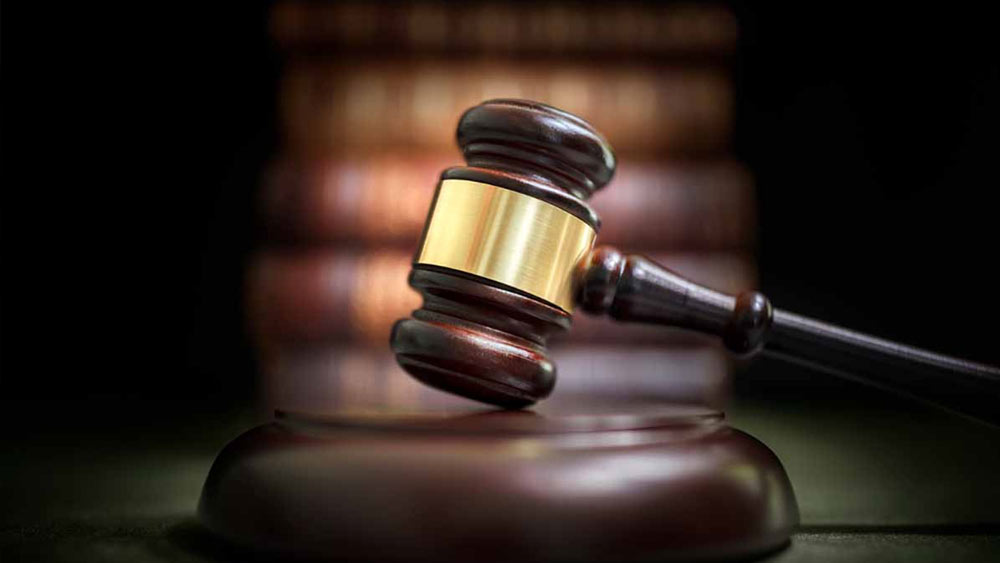 একটি টিভি চ্যানেলের সাংবাদিক রোহিতের বিরুদ্ধে ভুয়ো ভিডিয়ো প্রচার করে সাম্প্রদায়িক এবং রাজনৈতিক উত্তেজনা ছড়ানোর মতো গুরুতর অভিযোগ ছিল। যদিও জামিন পেতে তাঁর অসুবিধা হয়নি।