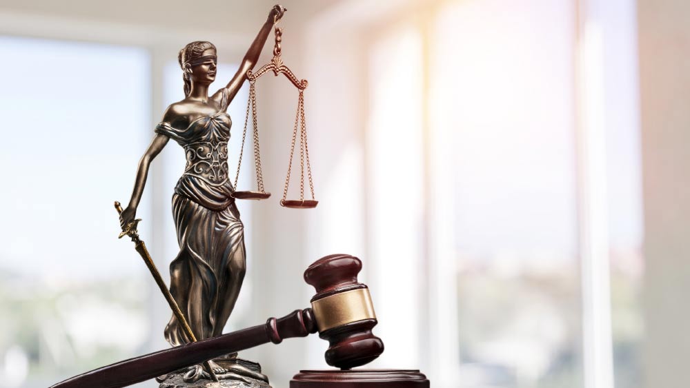 রেজিস্ট্রার দ্রুত শুনানির অনুমোদন না দিলে, পরের দিন আদালত শুরুর পরে সকাল সাড়ে ১০টার মধ্যে সরাসরি প্রধান বিচারপতির বেঞ্চে গিয়ে দ্রুত শুনানির অনুমোদন চাইতে পারেন আবেদনকারী পক্ষের আইনজীবী।