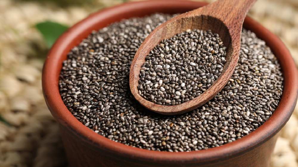 ত্বকের প্রাকৃতিক ঔজ্জ্বল্য ফেরাতে এবং কালো দাগ দূর করতে খুব সাহায্য করে এই বীজ। 