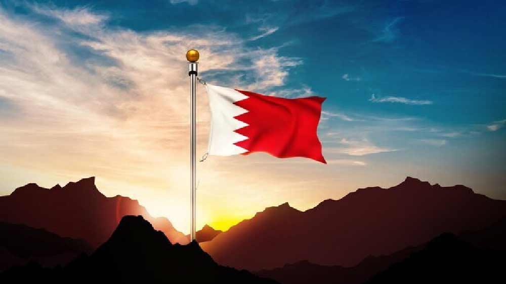 ভারতের মতোই দক্ষিণ এশিয়ার দ্বীপরাষ্ট্র বাহরাইনের স্বাধীনতা দিবস ১৫ অগস্ট। এ দেশের সঙ্গে তার আরও একটি মিল রয়েছে। ভারতের মতো ব্রিটিশরাজের কব্জা থেকে স্বাধীনতা পেয়েছিল বাহরাইন।