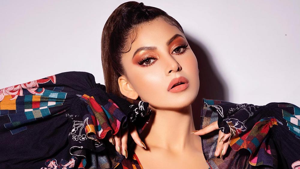  ২০১৩ সালে একটি রোম্যান্টিক কমেডি ‘সিংহ সাব দ্য গ্রেট’ ছবির হাত ধরে বলিউডে অভিষেক হয় উর্বশীর। যে ছবিতে সানি দেওল, অমৃতা রাওয়ের সঙ্গে অভিনয় করেন তিনি। ২০২১ সালে মুক্তি পায় তাঁর প্রথম আন্তর্জাতিক মিউজিক অ্যালবাম।