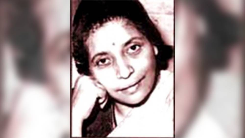 রেনুকা রায়:  আইসিএস সতীশ চন্দ্র মুখোপাধ্যায় ও চারুলতা মুখোপাধ্যায়ের কন্যা রেনুকা রায়। লন্ডন স্কুল অফ ইকোনমিক্স থেকে স্নাতক হন তিনি। এরপর ১৯৪৩ থেকে  ১৯৪৬ পর্যন্ত সেন্ট্রাল লেজিস্লেটিভ অ্যাসেম্বলির সদস্য হন রেনুকা রায়। এছাড়াও  ১৯৫২-৫৭ পর্যন্ত তিনি পশ্চিমবঙ্গ বিধানসভার সদস্য ছিলেন তিনি।