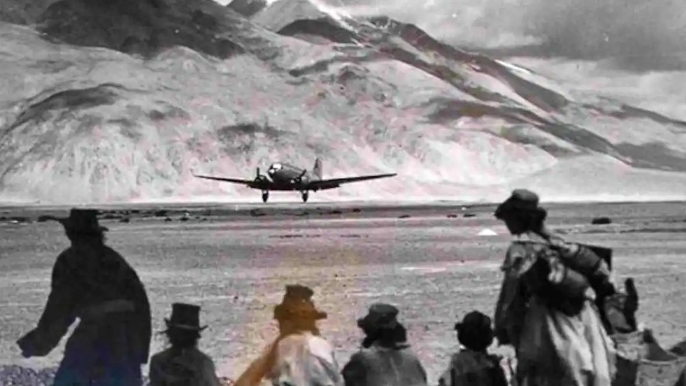 রানওয়ে তৈরির পর, নোরবু অবিলম্বে সেনাদের কাছে একটি বেতার বার্তা পাঠান যাতে লাদাখে শক্তিবৃদ্ধির জন্য দ্রুত বিমান পাঠানো হয়। বার্তা পেয়ে ২৪ মে এয়ার কমোডর মেহর সিংহ, কো-পাইলট ফ্লাইট লেফটেন্যান্ট এসডি সিংহ-সহ জেনারেল থিমাইয়া ডাকোটা বিমানে লেহ-তে অবতরণ করেছিলেন।