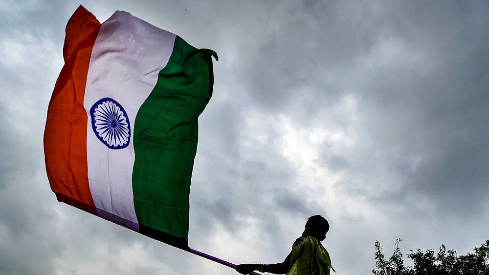 সব মিলিয়ে বলতেই হচ্ছে, গত কয়েক বছরে বেশ খানিকটা বদলে গিয়েছে মলকানগিরি। তারই পরিচয় মিলল ১৫ অগস্ট।