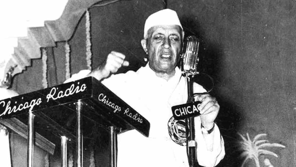  নানিক-পুত্র কিরণ মোতওয়ানে বিবিসিকে বলেছেন, ‘‘আমাদের লাউডস্পিকারকে ‘ভয়েস অব ইন্ডিয়া’ (ভারতের কণ্ঠস্বর) বলতাম।’