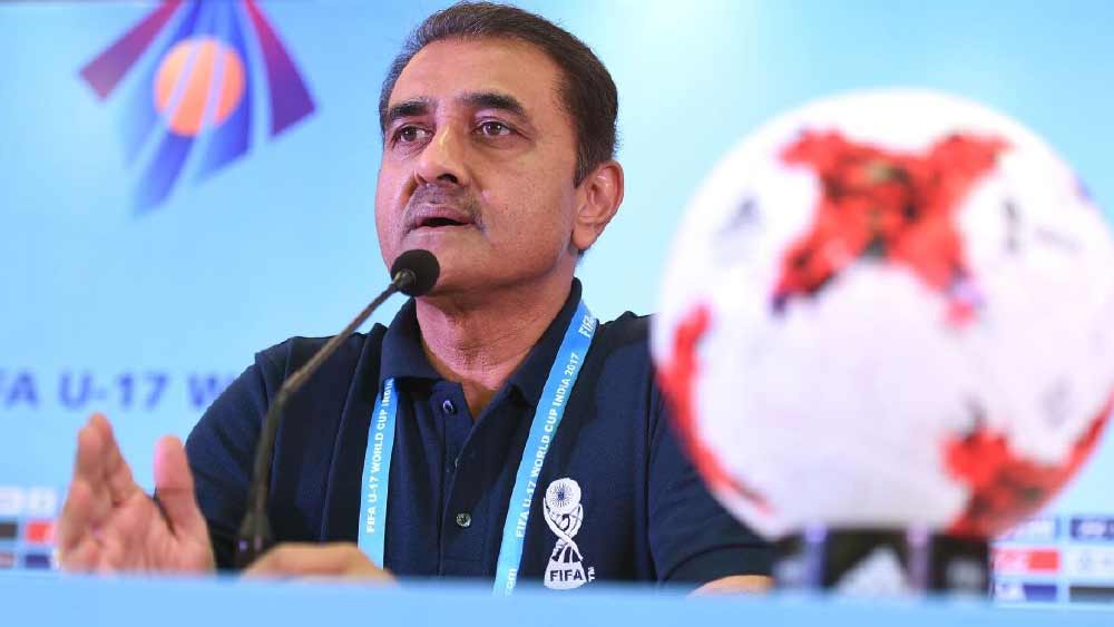 এখন অনূর্ধ্ব-১৭ মেয়েদের বিশ্বকাপ ফুটবল আয়োজন অনিশ্চয়তার অন্ধকারে পড়েছে। ভারতীয় ফুটবলের ভবিষ্যৎ নিয়েও তৈরি হয়েছে প্রশ্নচিহ্ন। এই গোটা ব্যবস্থার জন্য প্রফুল্লকে দায়ী করছেন একটা বড় অংশ। এখানেই প্রশ্ন উঠেছে, ভারতীয় ফুটবলের ভবিষ্যৎ কি রাজনীতির হাতে বন্দি হয়ে এই পরিস্থিতির মুখে?
