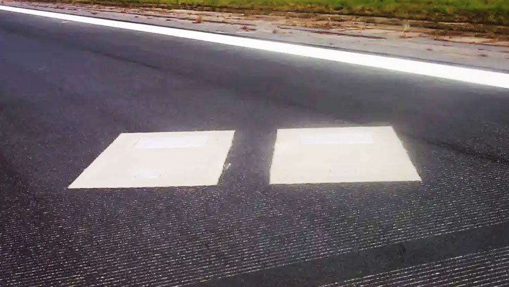 এই সিদ্ধান্তে রাজিও হয়ে যান আধিকারিকেরা। জমির উপর বানানো হয় বিমানবন্দরের বাড়তি অংশ। জমির প্রাক্তন মালিক রিচার্ড ও ক্যাথরিন ডটসনের কবরের উপর ১০ নম্বর রানওয়ে তৈরি করা হয়। কিন্তু কবর দু’টির কোনও ক্ষতি করা হয়নি।