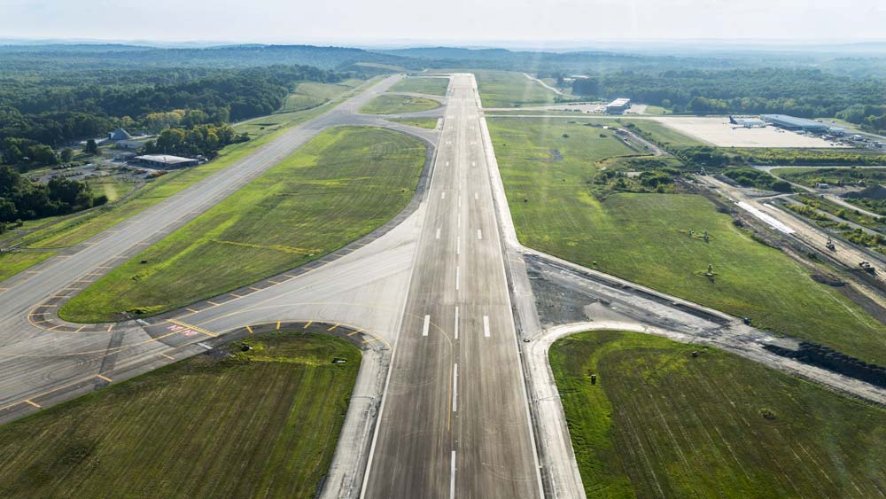 তবে, বিশ্বের ‘ভুতুড়ে বিমানবন্দরগুলির’ তালিকায় হিলটন হেড বিমানবন্দরের নাম উল্লেখযোগ্য।