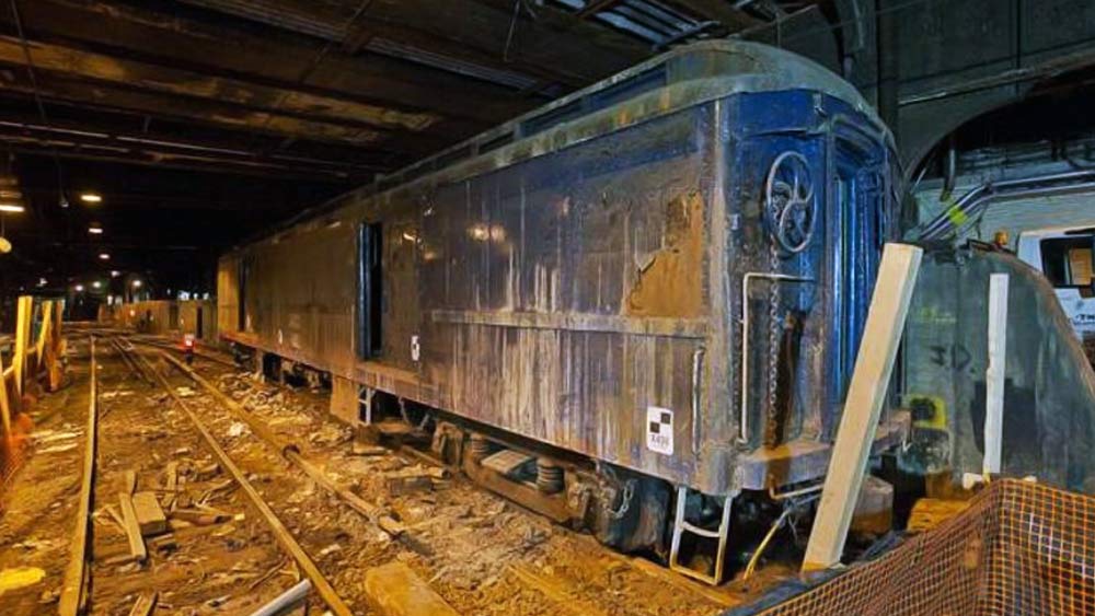 ১৯১০ সাল। নিউ ইয়র্কের ম্যানহাটন শহরের বুকে তৈরি হচ্ছে গ্র্যান্ড সেন্ট্রাল টার্মিনাল। এই রেল টার্মিনালের কাজ চলাকালীন উত্তর-পূর্ব দিকে একটি সাবওয়ে স্টেশন তৈরি করা হয়।