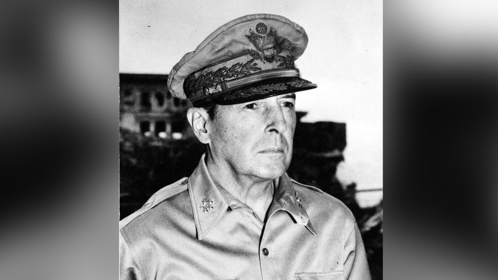 তা ছাড়াও আমেরিকার সেনাবাহিনীর নেতা ডগলাস ম্যাকআর্থার ১৯৫১ সালে এক বার এই কুঠুরির ভিতরে গিয়েছিলেন বলেও অনেকে দাবি করেন।