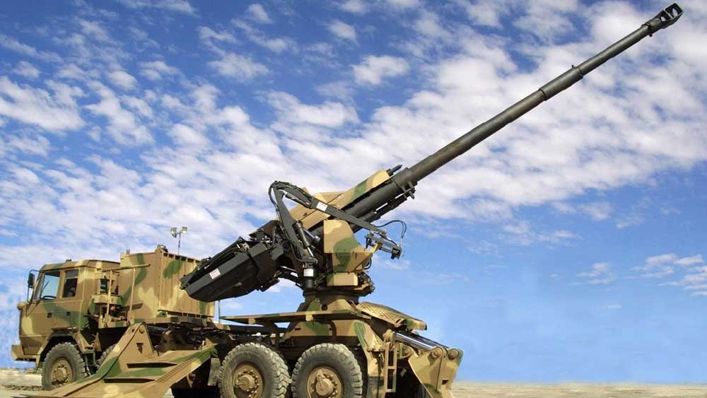 এটিএজিএস কামানের রেঞ্জ ৪৮ কিলোমিটার। এই কামানে স্বয়ংক্রিয় কমান্ড এবং কন্ট্রোল সিস্টেম রয়েছে।  