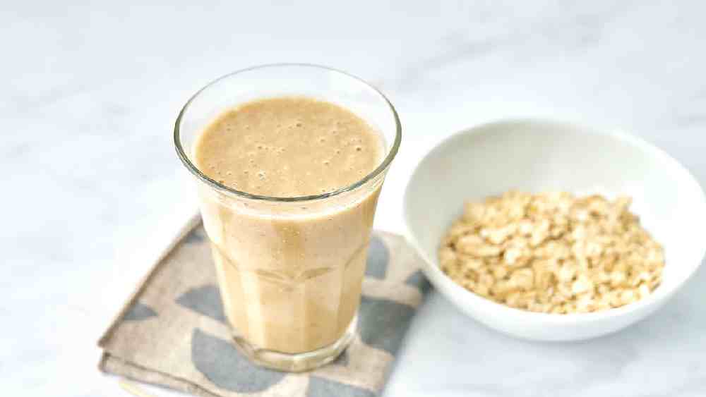 কলা, চকোলেট এবং ওটস স্মুদি