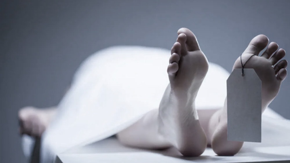 এই অত্যাচার সহ্য করতে না পেরে আত্মহত্যা করেন গীতাঞ্জলি। তাঁর ঘরের ভিতর থেকে একটি সুইসাইড নোট উদ্ধার করা হয়। এই নোটে লেখা ছিল, তাঁর মৃত্যুর জন্য দায়ী নবীন এবং নবীনের ভাই প্রবীণ।