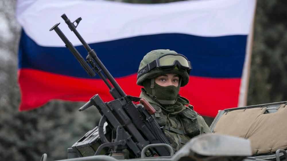 প্রসঙ্গত, চলতি বছরের মার্চ মাস থেকে রাশিয়ায় দৈনিক করোনা সংক্রমণ মাথাচাড়া দিয়েছে। পাশাপাশি ইউক্রেনের সঙ্গে যুদ্ধে প্রায় ৫০ হাজার রুশ সৈনিকের মৃত্যু হয়েছে। এই পরিস্থিতিতে দেশকে জনবহুল করতে তাই মরিয়া হয়ে উঠেছেন পুতিন। 