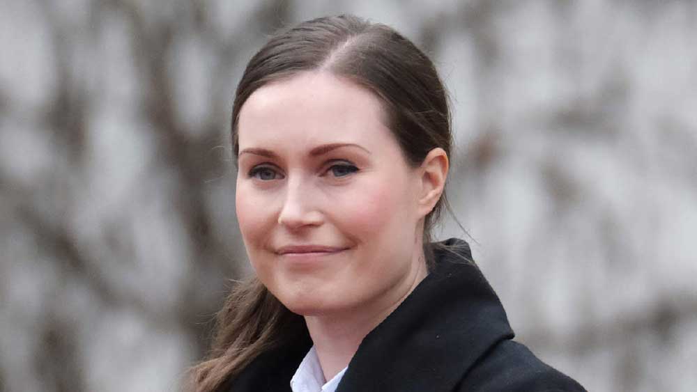 প্রধানমন্ত্রী হওয়ার পর তাঁর নেওয়া উদ্যোগ আম্তর্জাতিক মহলেও প্রশংসা কুড়িয়েছে। তাঁর আমলেই বাড়ানো হয়েছে পিতৃত্ব-মাতৃত্বকালীন ছুটি। স্কুল ছেড়ে যাওয়ার বয়সও বাড়িয়ে আঠারো করা হয়েছে। কোভিডের সময় তিনি যে ভাবে সঙ্কট সামলেছেন, তা-ও প্রশংসিত হয়েছে।