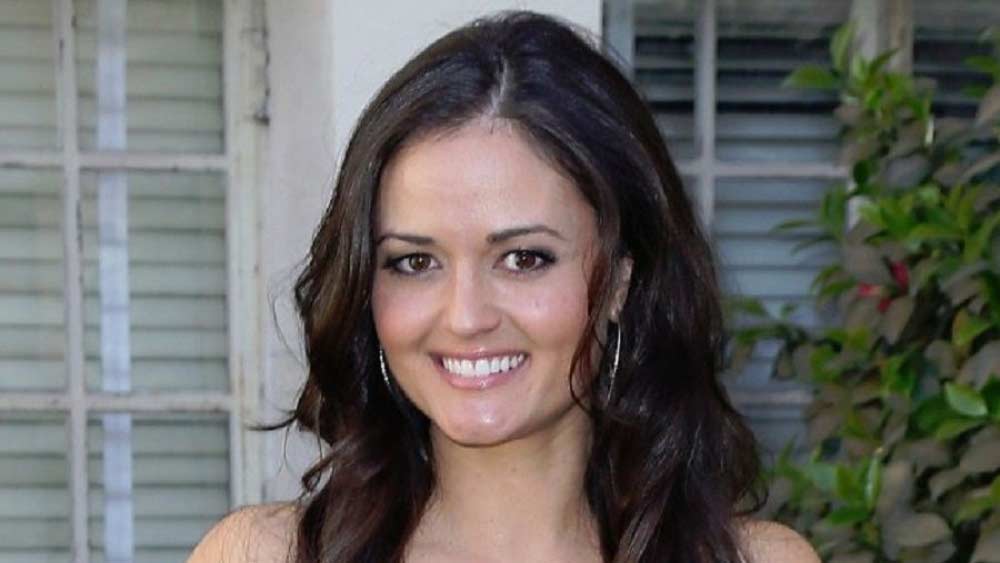 যেমন ভাবা তেমনই কাজ। ইউনিভার্সিটির পড়াশোনা শেষ করে গণিত নিয়ে গবেষণা শুরু করেন ড্যানিকা। তাঁর গবেষণাপত্র বিভিন্ন জার্নালেও প্রকাশিত হয়।