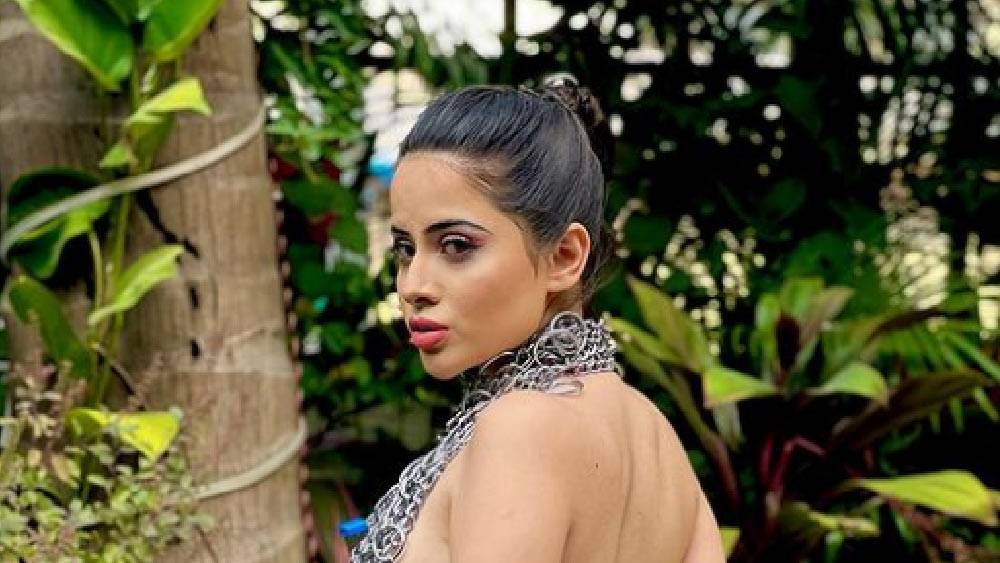 এ বার ফের নতুন অবতারে দেখা গেল উরফি জাভেদকে।