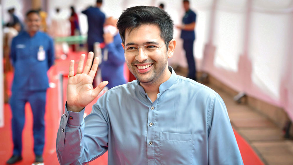 তারুণ্য: উপরাষ্ট্রপতি নির্বাচনে ভোট দিতে যাওয়ার সময় ক্যামেরাবন্দি রাঘব চাড্ডা।