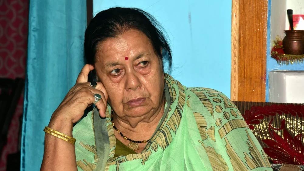 সংবাদমাধ্যমে শান্তিদেবী বলেন, ‘‘মেয়েদের বলতাম, তোমাদের বাবা ফিরে আসবে।’’ শেষ বার ল্যান্সনায়েক যে পথ দিয়ে কাজে গিয়েছিলেন, প্রায়শই সেখানে চলে যেতেন তিনি। শেষ বার স্ত্রীকে বলেছিলেন, শীঘ্রই ফিরে আসবেন। তবে সে কথা রাখেননি ল্যান্সনায়েক।