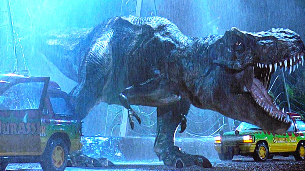 জুরাসিক পার্ক। অনেকের শৈশবের স্মৃতির সঙ্গে মিশে রয়েছে এই সিনেমা। ডাইনোসরের সঙ্গে অনেকেরই ‘প্রথম পরিচয়’ এই সিনেমার মাধ্যমে।