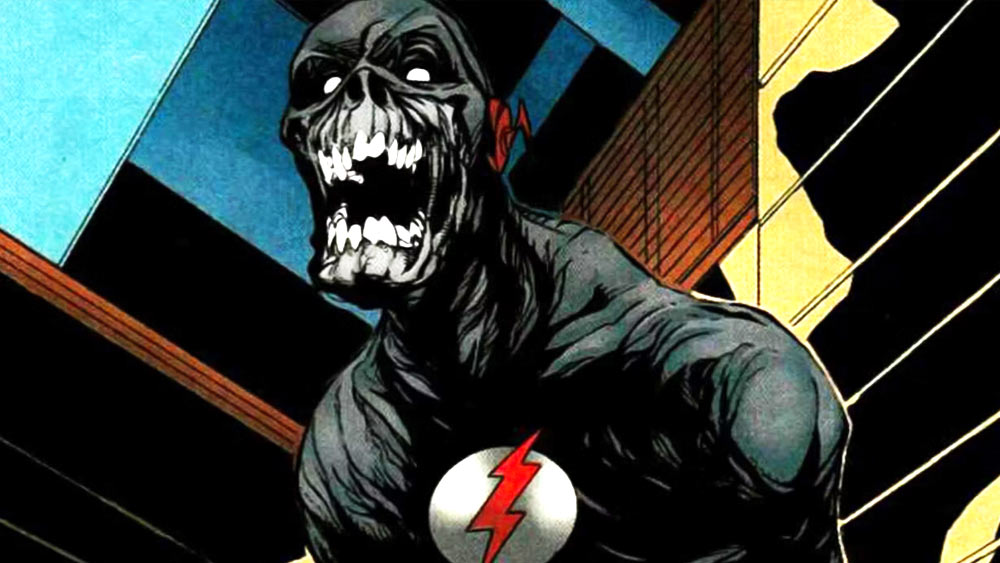 এই রহস্যময় ব্যক্তি সকলকে ভয় দেখান বলে তাঁর নাম ‘ব্ল্যাক ফ্ল্যাশ’ রাখেন প্রভিন্সটাউনবাসী।