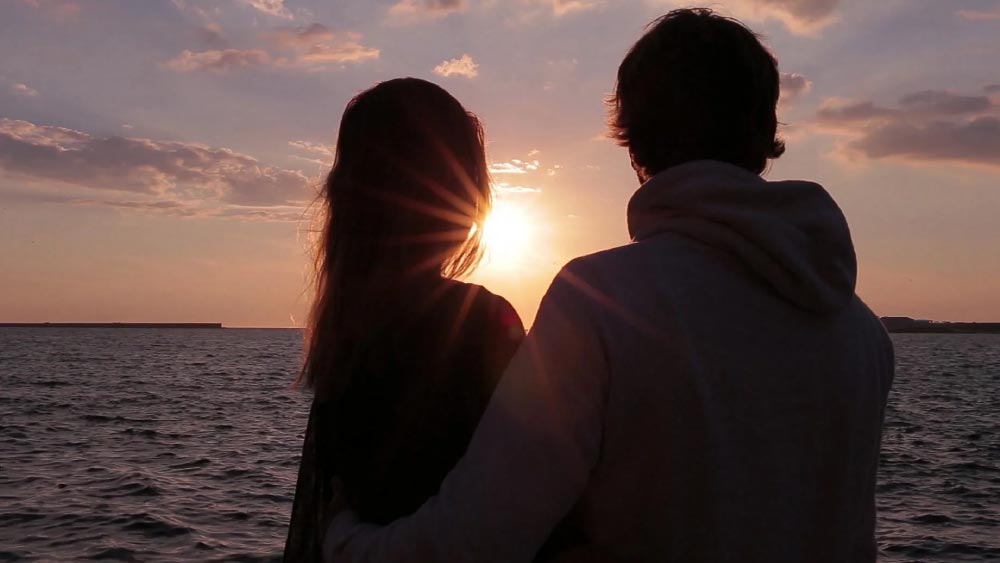 চিত্রকলার আচার-ব্যবহার, চলন-বলন দেখে তাঁকে এই পরিবেশে মানিয়ে নিতে পারছিলেন না সিদ্ধলিঙ্গাপ্পা। কী ভাবে চিত্রকলা এখানে এলেন, তা জানার জন্য মরিয়া হয়ে ওঠেন সিদ্ধলিঙ্গাপ্পা।