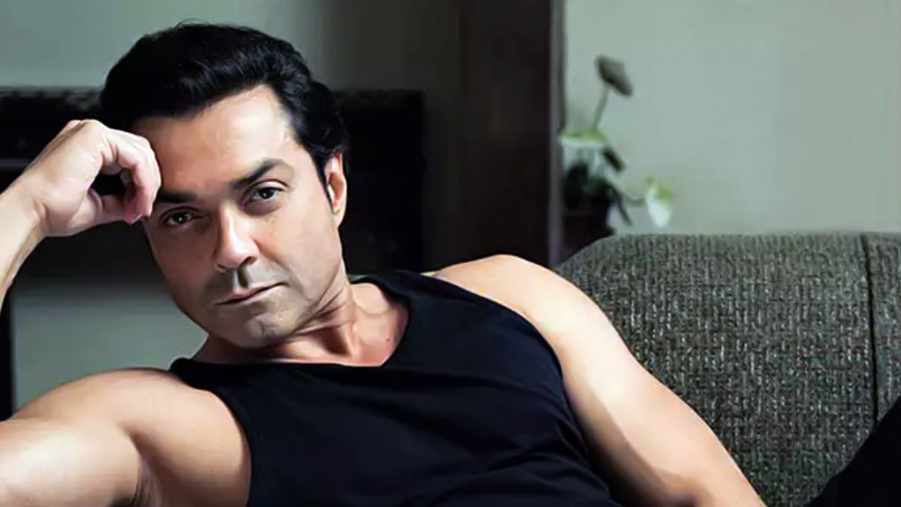 এই প্রসঙ্গে এক সাক্ষাৎকারে প্রশ্নের মুখোমুখি হন ববি। অভিনেতা দাবি করেন, সম্পত্তির পুরো অংশ তানিয়া পাননি। সম্পত্তি ভাগের দলিল অনুযায়ী, এই সম্পত্তি তাঁর স্ত্রী, প্রেমিকা এবং তাঁর তিন ছেলেমেয়ের মধ্যে ভাগ করে দিয়েছেন দেবেন্দ্র।