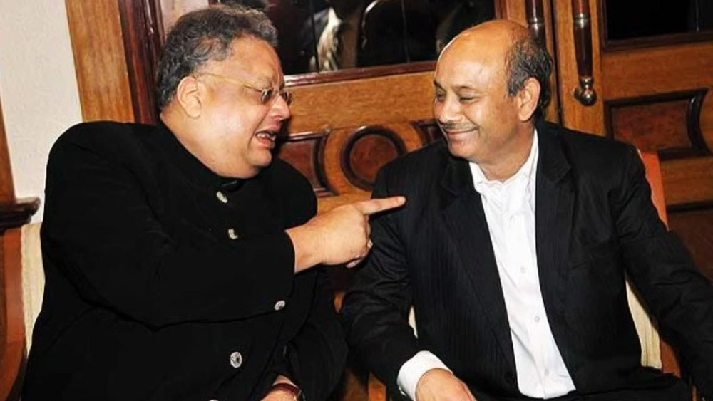 রাকেশ ঝুনঝুনওয়ালার ব্যবসায়িক অংশীদার নন। তবে তাঁর সঙ্গে রাধাকিশন দমানী ওরফে আরকের ‘ব্যক্তিগত লেনদেনের’ মূল্য ছিল অসীম। রাধাকিশনকে নিজের ‘গুরু’ বলে মানতেন রাকেশ।