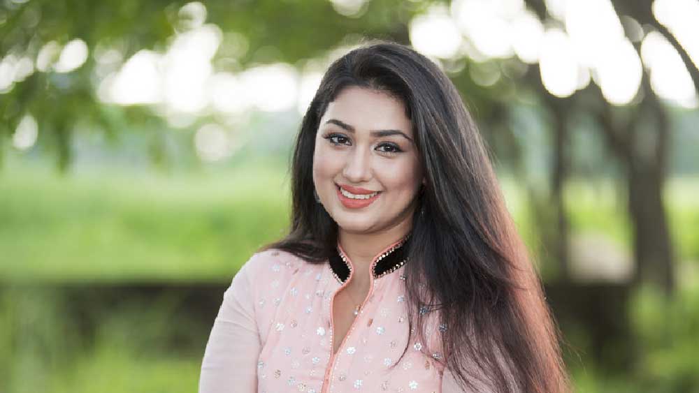 প্রথম বার এপার বাংলার ছবিতে অভিষেক অপুর