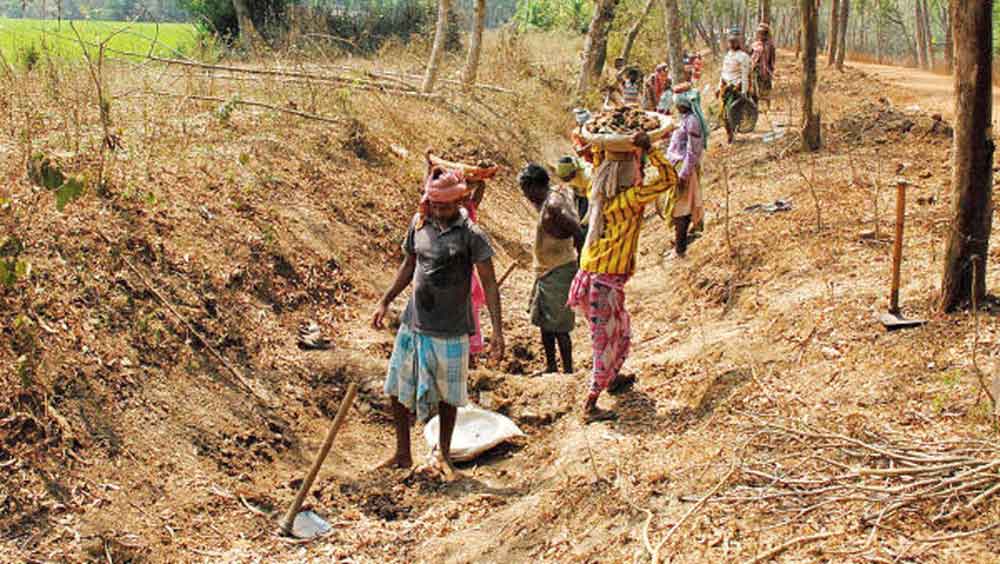 সতর্ক করল উত্তর দিনাজপুর জেলা প্রশাসন।