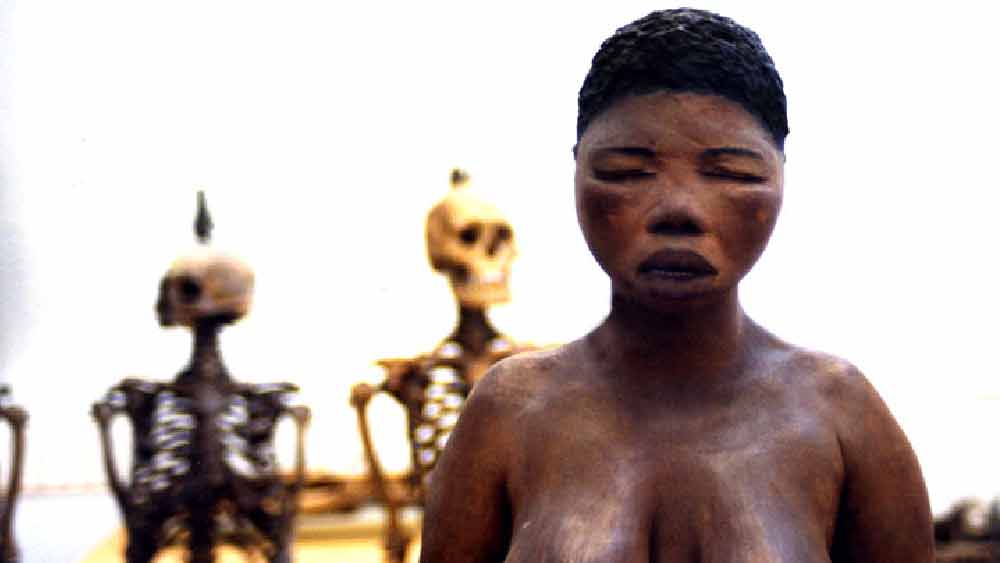 ১৮১০ সালের ২৯ অক্টোবর ২১ বছর বয়সি সারাকে উইলিয়াম ডানলপ নামে এক চিকিৎসকের কাছে যৌথ অংশীদারিত্বের শর্তে বিক্রি করে দেন সিজার এবং তাঁর ভাই। সারার সঙ্গে এই নিয়ে চুক্তি স্বাক্ষর করেন সিজার এবং ডানলপ। লেখাপড়া না শেখায়, কিছু না বুঝেই চুক্তি স্বাক্ষর করেন সারা।