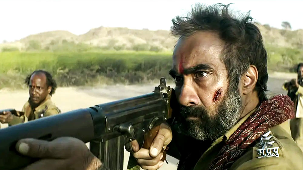 এর পর একে একে ‘খোসলা কা ঘোসলা’, ‘প্যার কে সাইড এফেক্টস’, ‘ভেজা ফ্রাই’, ‘হানিমুন ট্রাভেলস প্রাইভেট লিমিটেড’ প্রভৃতি ছবিতে বিভিন্ন চরিত্রে অভিনয় করে নিজের দক্ষতার পরিচয় দিয়েছেন তিনি।