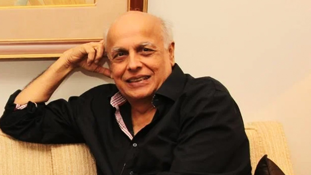 রণবীর নাকি অতিরিক্ত পরিমাণে মদ্যপান করেন। এমনকি, মত্ত অবস্থায় সেটে ঝামেলাও করেন— এমনই মন্তব্য করেছেন মহেশ।