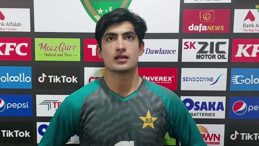 নাসিম শাহ: শাহিন আফ্রিদি চোটে ছিটকে যাওয়ায় দলে সুযোগ পেয়েছেন। ভারতের বিরুদ্ধে প্রথম একাদশে দেখা যেতে পারে তাঁকে। ওয়াসিমের সঙ্গে জুটি বাঁধতে মুখিয়ে তিনি।