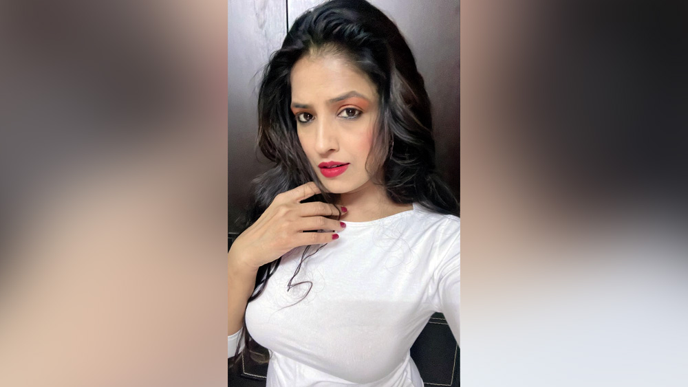 বর্তমানে সেই অভিনেতা পুলিশি হেফাজতে রয়েছেন। কণিষ্কা জানিয়েছেন, এই মানসিক অবস্থা কাটাতে তাঁর পাঁচ বছর সময় লেগেছিল। কণিষ্কার মতে, ইন্ডাস্ট্রিতে যত জন পুরুষের সঙ্গে তাঁর আলাপ হয়েছে, তাঁদের সঙ্গে মিশে তিনি বুঝতে পেরেছেন যে, কেউই ভাল নন।