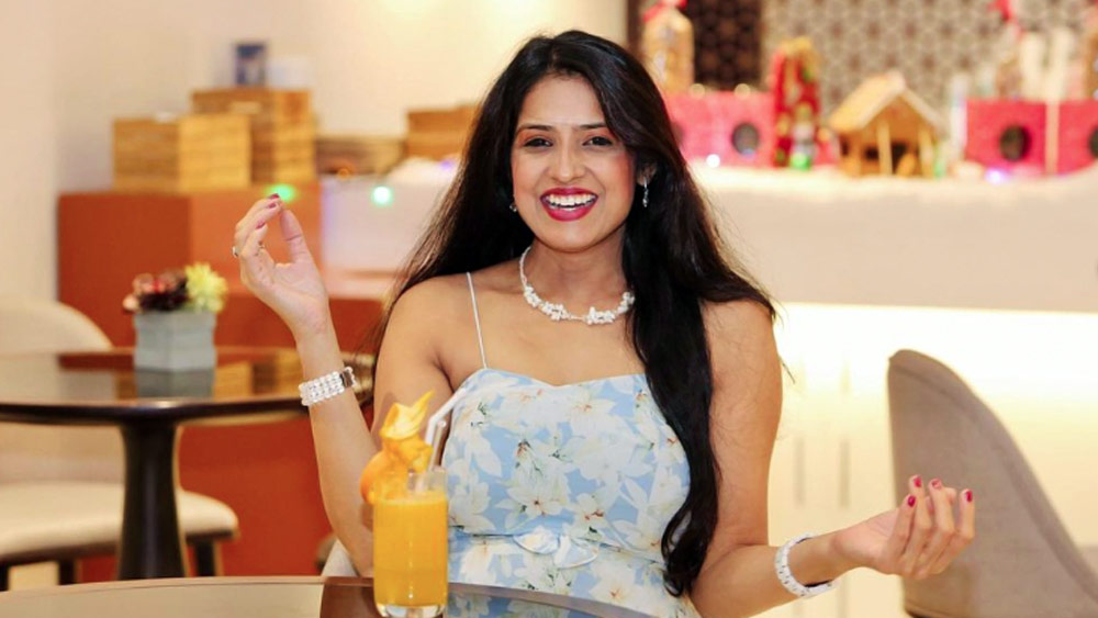  সাক্ষাৎকারে তিনি নিজের অভিজ্ঞতা ভাগ করে জানান, কর্মসূত্রে এক অভিনেতার সঙ্গে আলাপ হয় কণিষ্কার। তাঁর মা এই অভিনেতার কাজ পছন্দ করতেন। সেই কথা জানালে কণিষ্কাকে অভিনেতা বলেন, ‘‘তোমার মায়ের সঙ্গে আমি কী করব?’’