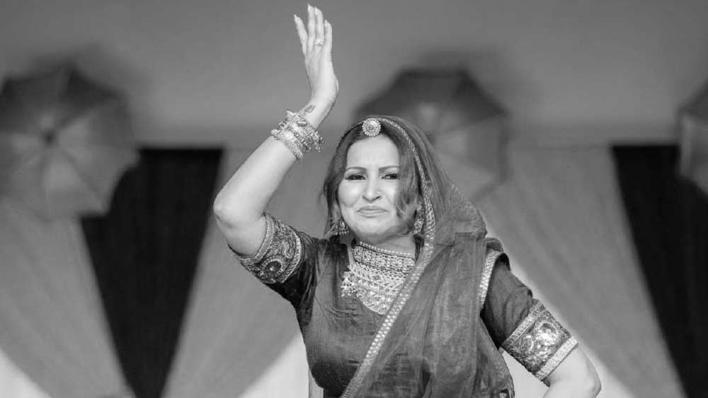 ভাইয়ের পাশাপাশি সোনালির হৃদ্‌রোগে মৃত্যু হওয়ার ঘটনা কিছুতেই মেনে নিতে পারেননি তাঁর বোন। সংবাদমাধ্যমকে দেওয়া এক সাক্ষাৎকারে তিনি বলেন,‘‘ওর খাবারে বিষ মেশানো হয়েছিল। এটা খুন মনে হচ্ছে।’’